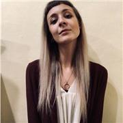 Laureata in Lingue e Com interculturale, laureanda in Scienze per la formazione e la consulenza pedagogica nelle organizzazioni offro lezioni private